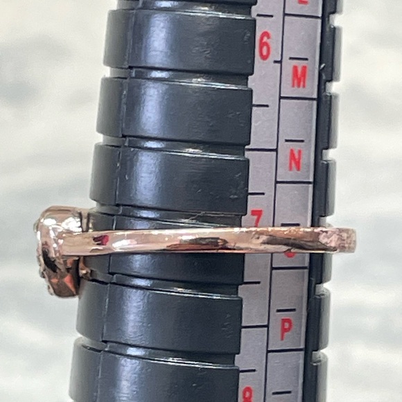 Rose Gold Heart Ring Sparkling Stones Heart CZ Band Dainty Romantic Jewelry 7.5 - Picture 5 of 9